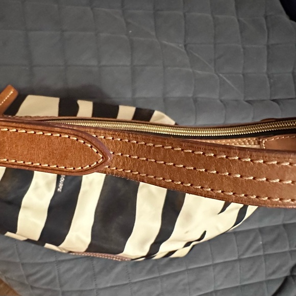 Dooney and Bourke Purse - Picture 9 of 11